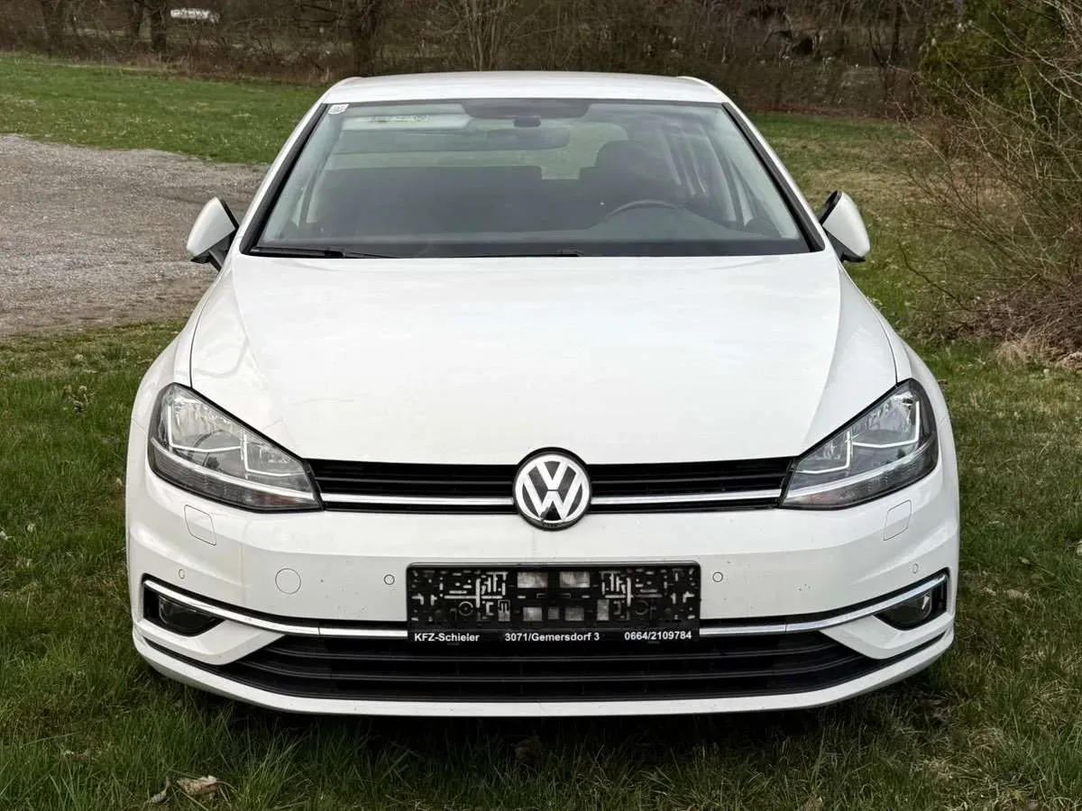 Volkswagen Golf 2018 photo 2