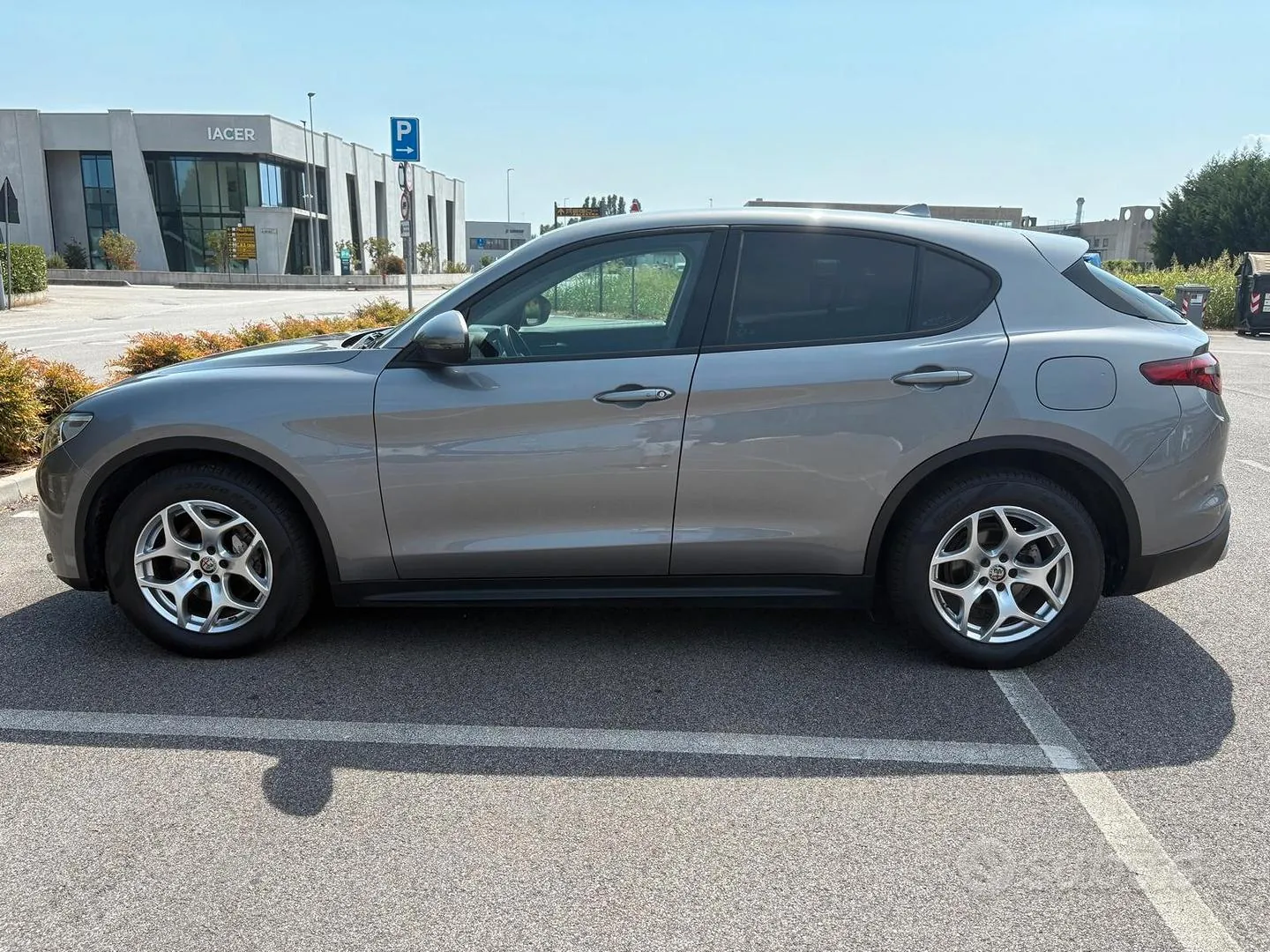 Alfa Romeo Stelvio 2021 photo 3