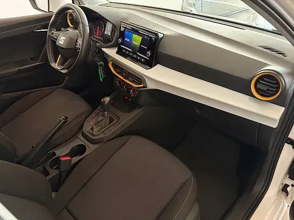 Seat Ibiza 2023 photo 5