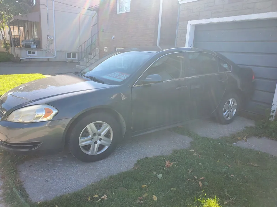 Chevrolet Impala 2011 photo 2