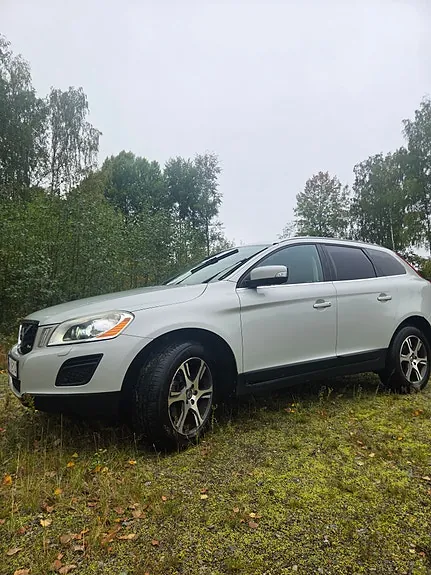 Volvo Xc60 2011 photo 2