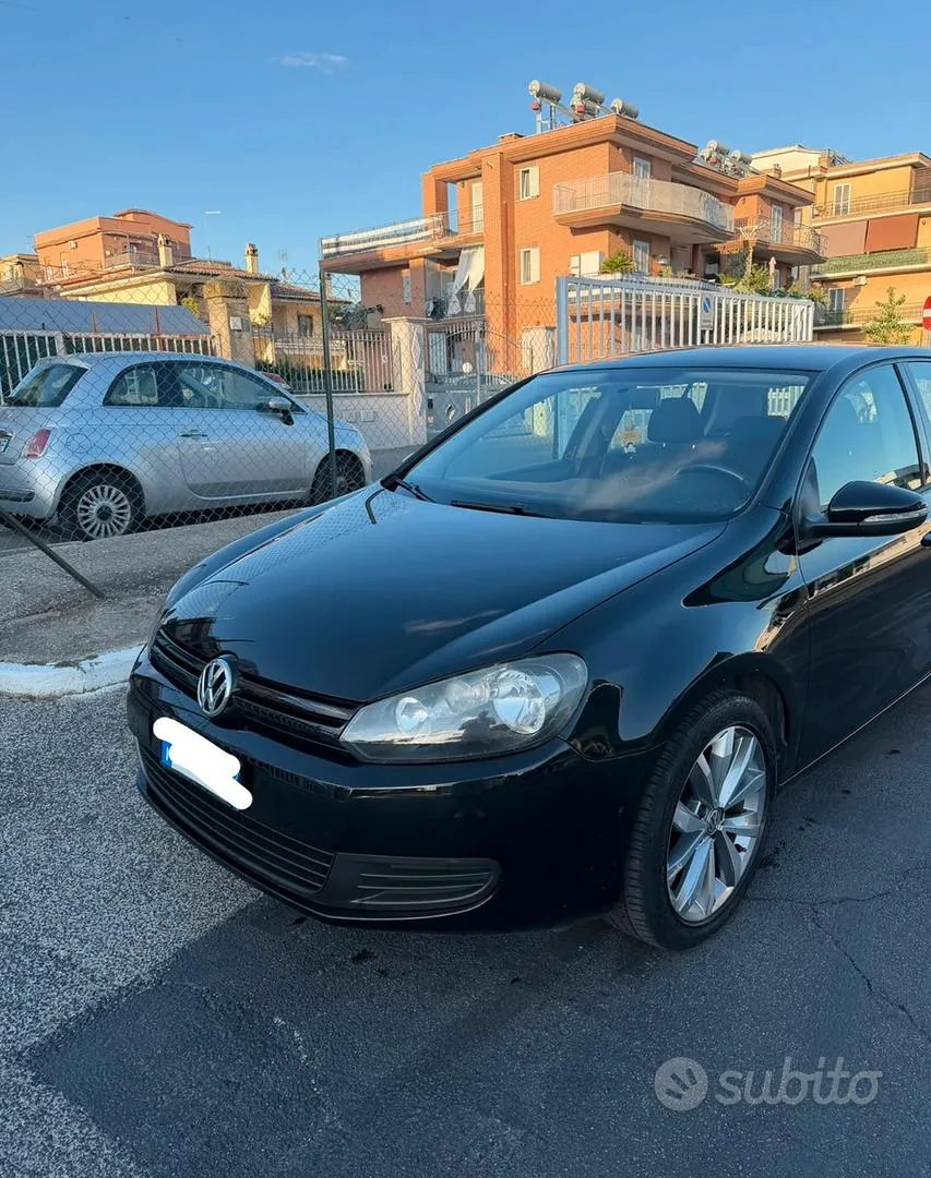 Volkswagen Golf 2011 photo 2