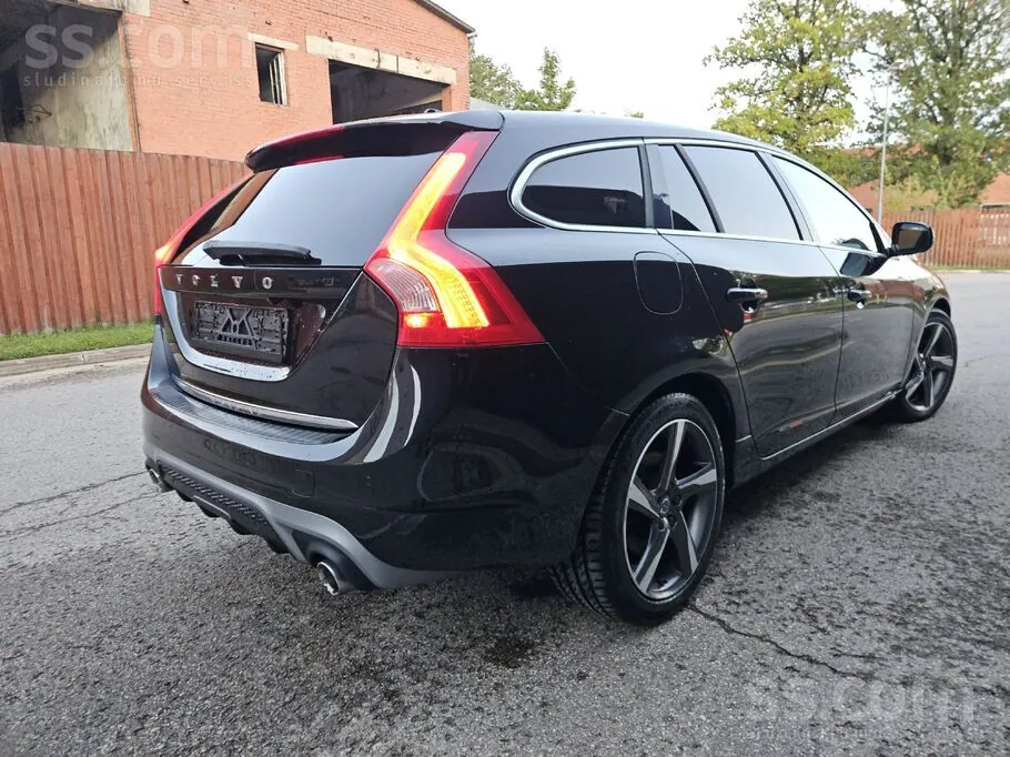 Volvo V60 2015 photo 5