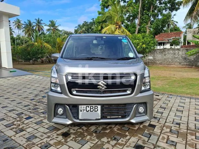 Suzuki Wagon R Stingray 2018 photo 2