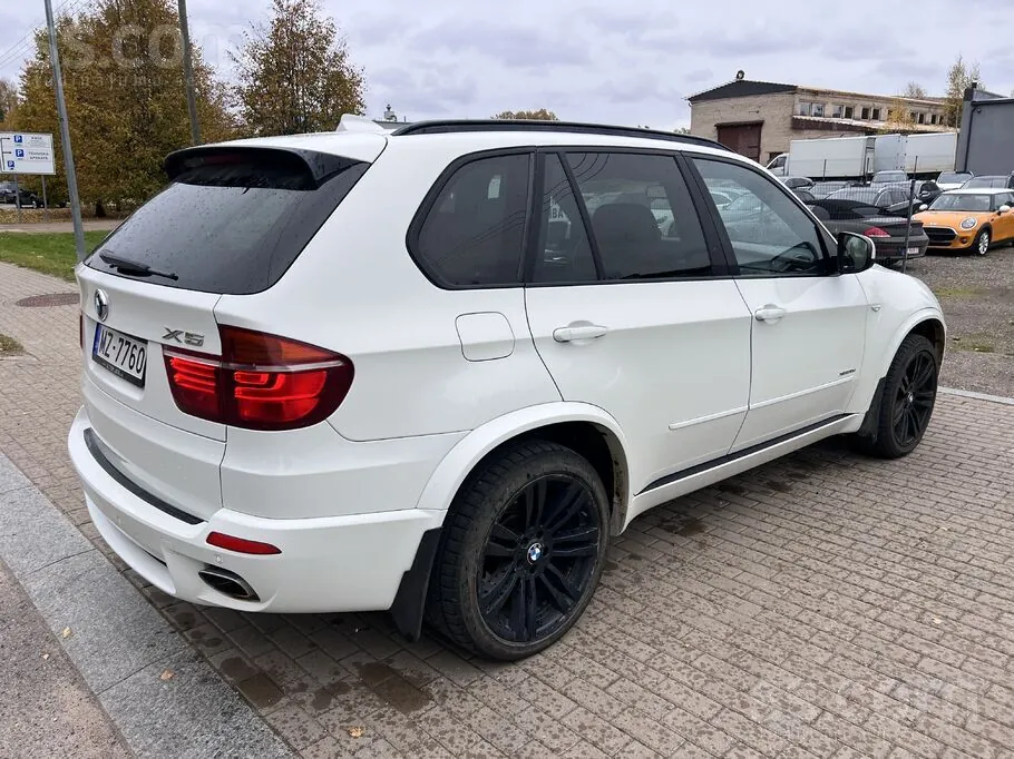 BMW X5 2012 photo 4