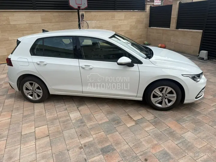 Volkswagen Golf 8 2023 photo 3