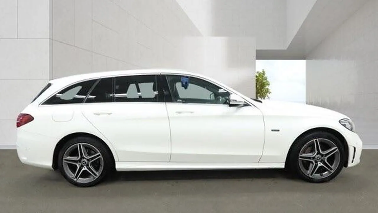 Mercedes-Benz C-Class 2020 photo 5