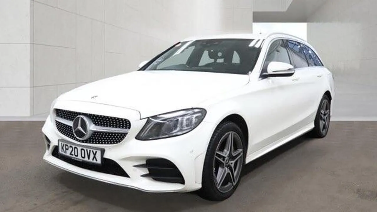 Mercedes-Benz C-Class 2020 photo 2