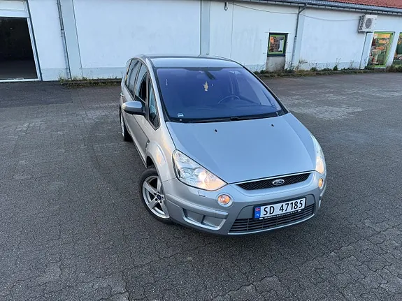 Ford S-Max 2009 photo 3
