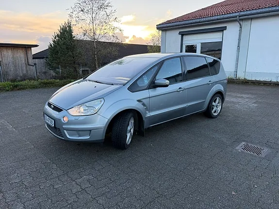 Ford S-Max 2009 photo 5