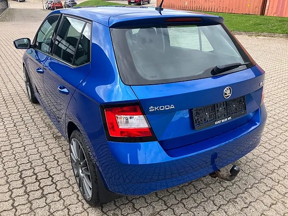 Skoda Fabia 2017 photo 3
