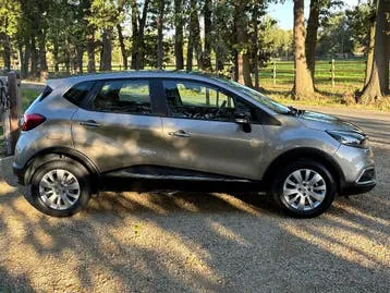 Renault Captur 2015 photo 2