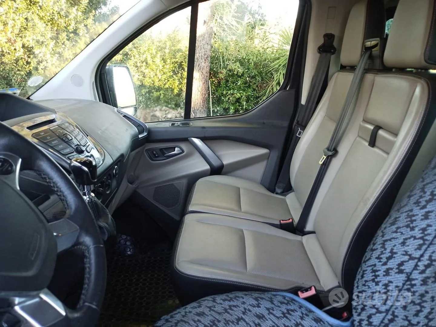 Ford Tourneo Custom 2014 photo 4