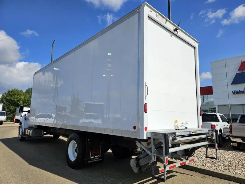 Ford F-750 2024 photo 3