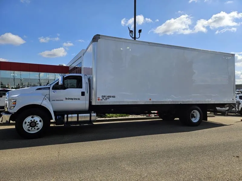 Ford F-750 2024 photo 2