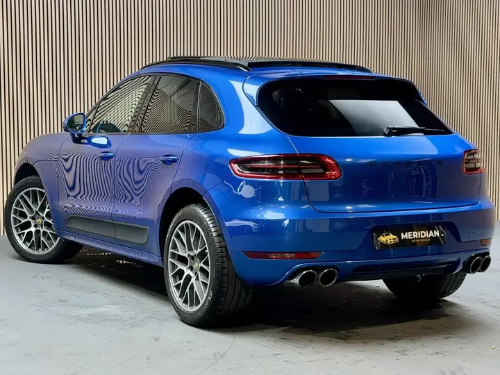 Porsche Macan 2015 photo 2