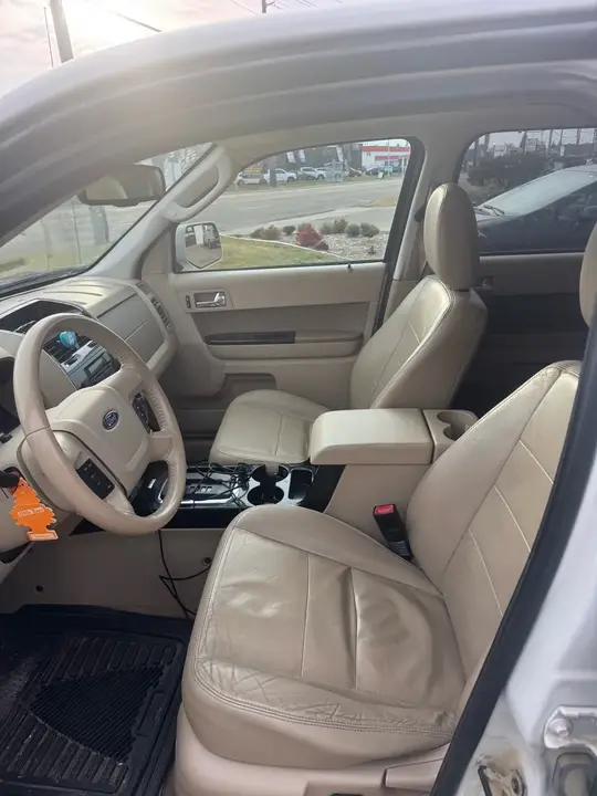 Ford Escape 2012 photo 3