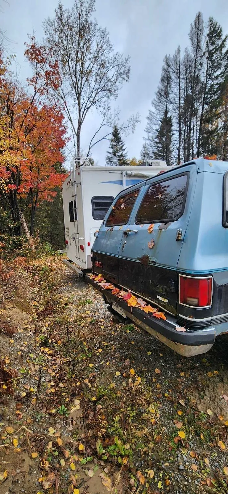 GMC Suburban 1989 photo 2