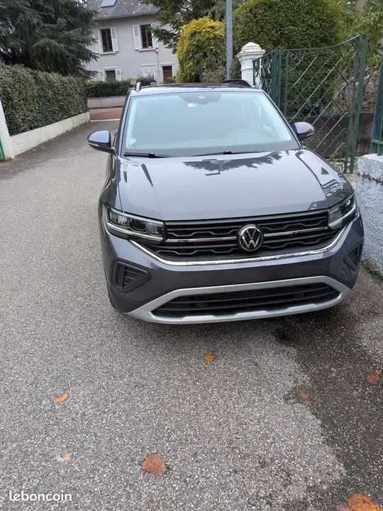 Volkswagen T-Cross 2025 photo 2