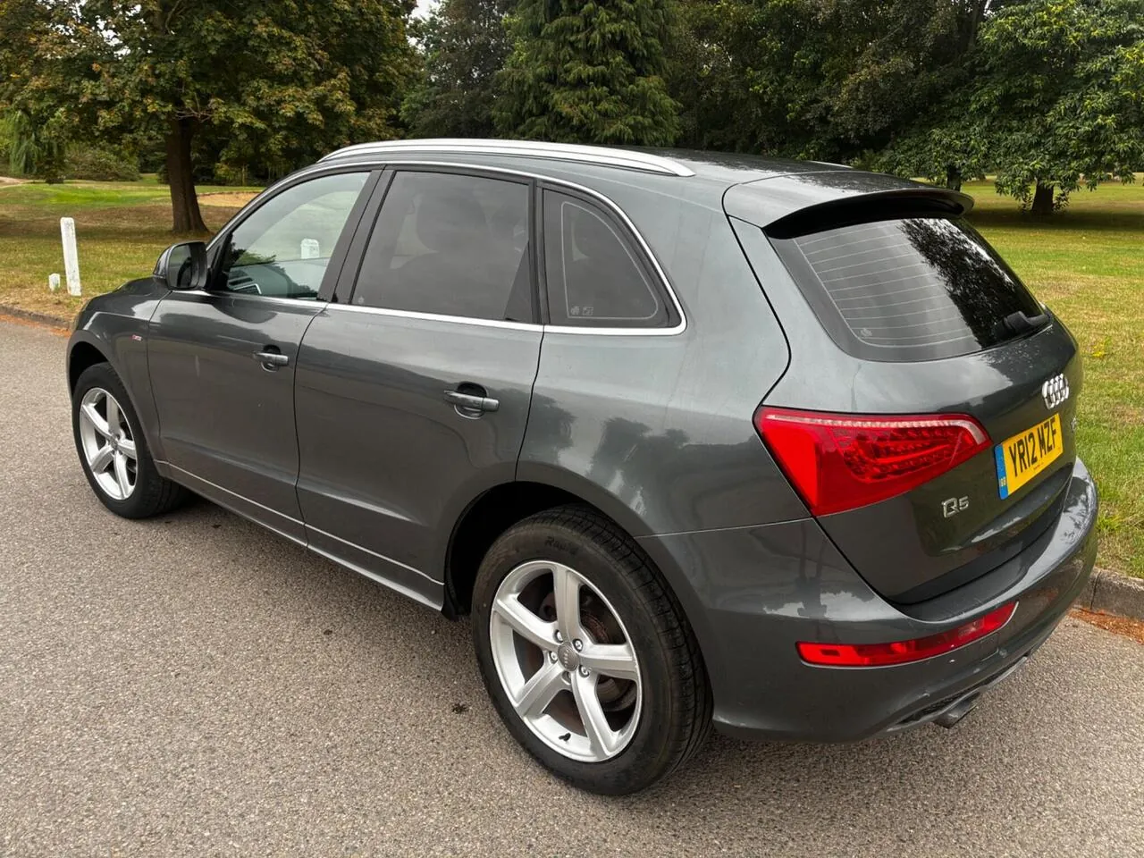 Audi Q5 2012 photo 2