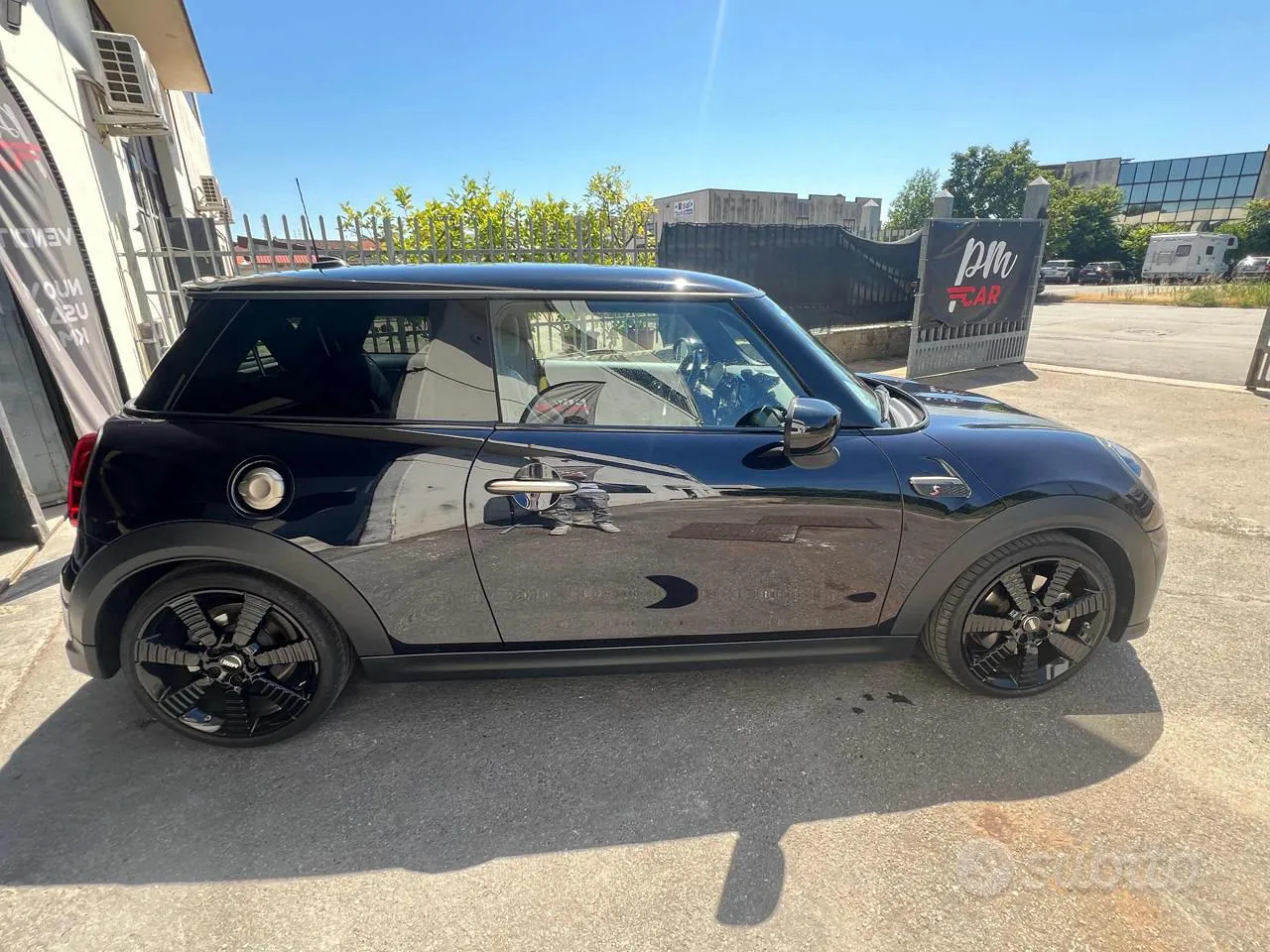 Mini Cooper S 2023 photo 4