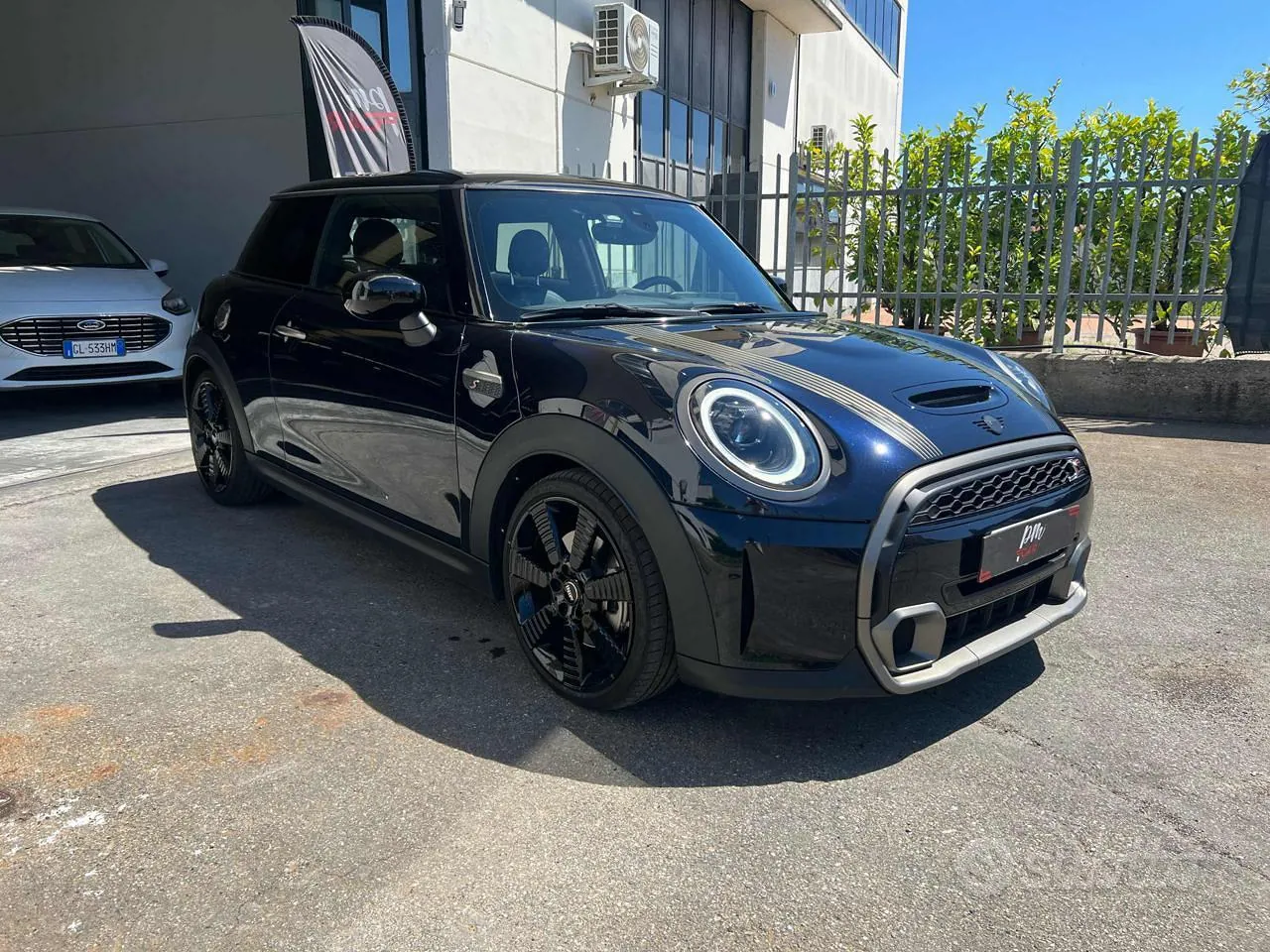 Mini Cooper S 2023 photo 3