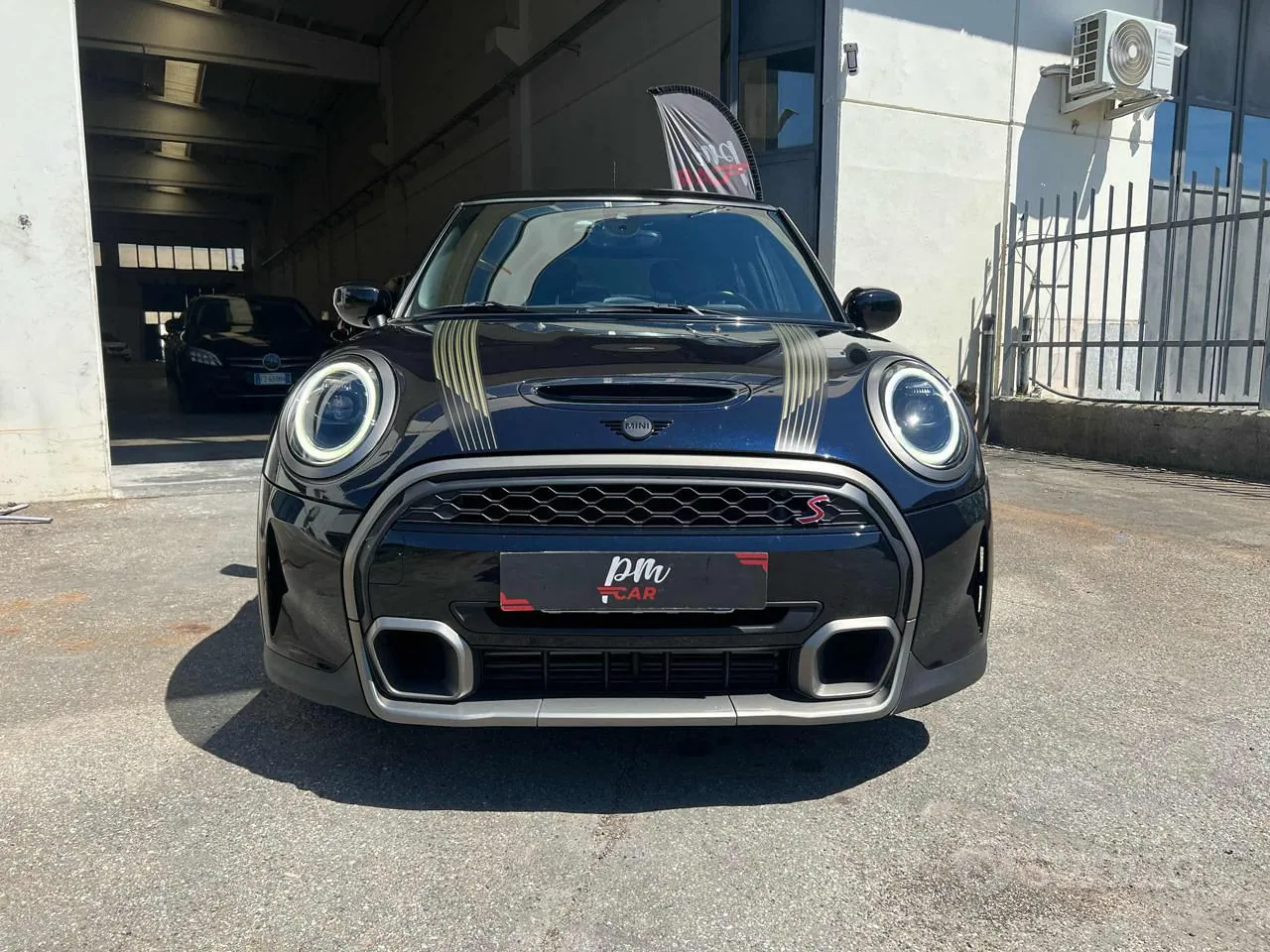Mini Cooper S 2023 photo 2