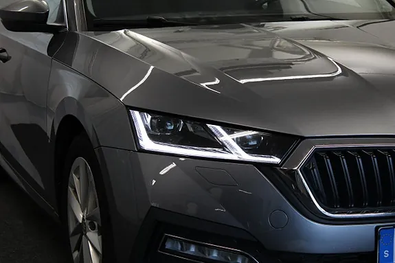 Skoda Octavia 2022 photo 3