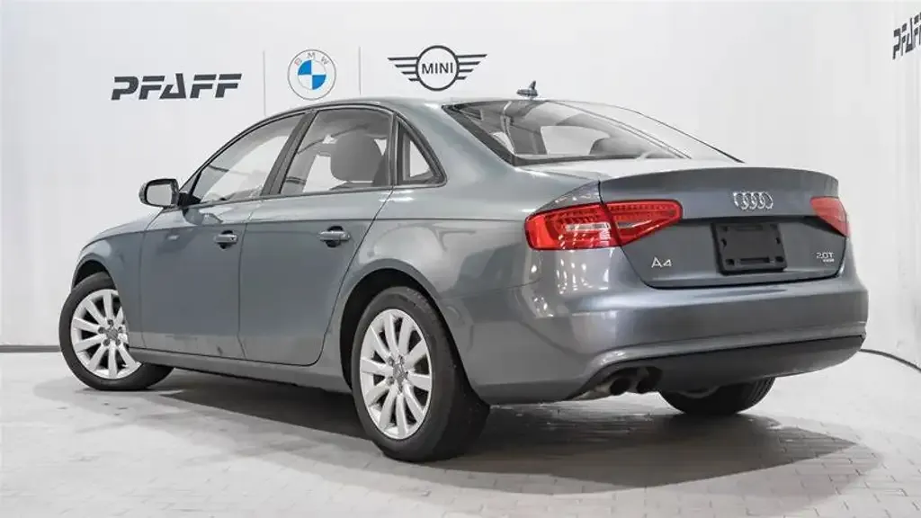 Audi A4 2013 photo 4