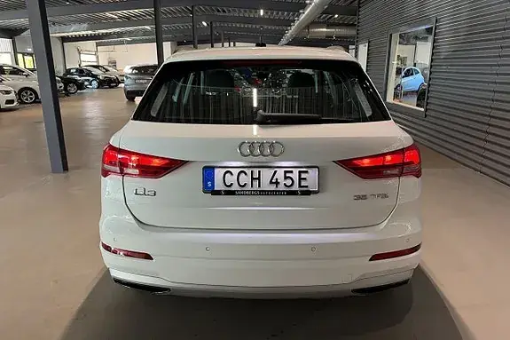 Audi Q3 2019 photo 5