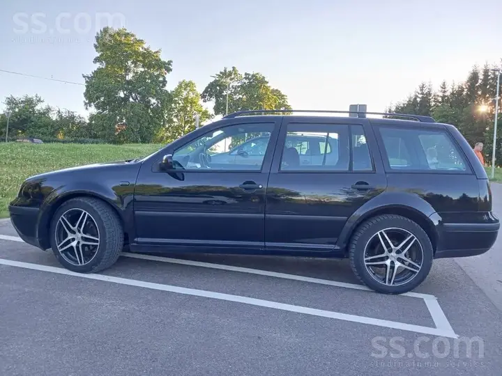 Volkswagen Golf 4 2001 photo 2