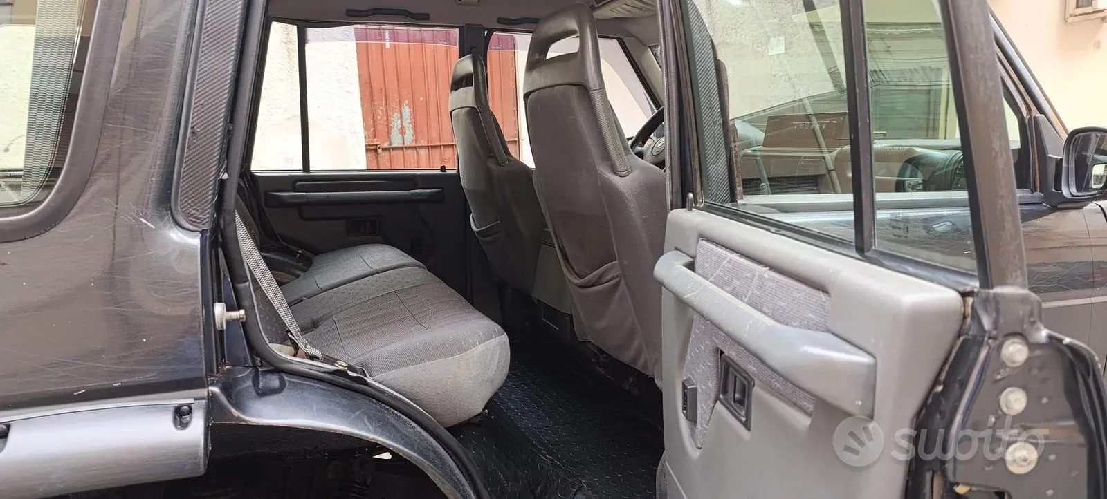 Land Rover Discovery 1998 photo 5