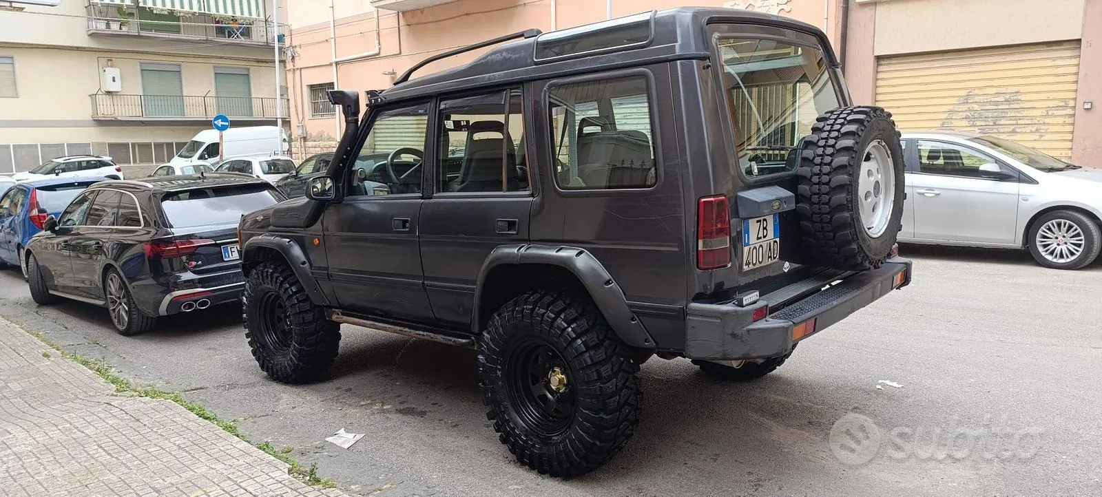 Land Rover Discovery 1998 photo 2