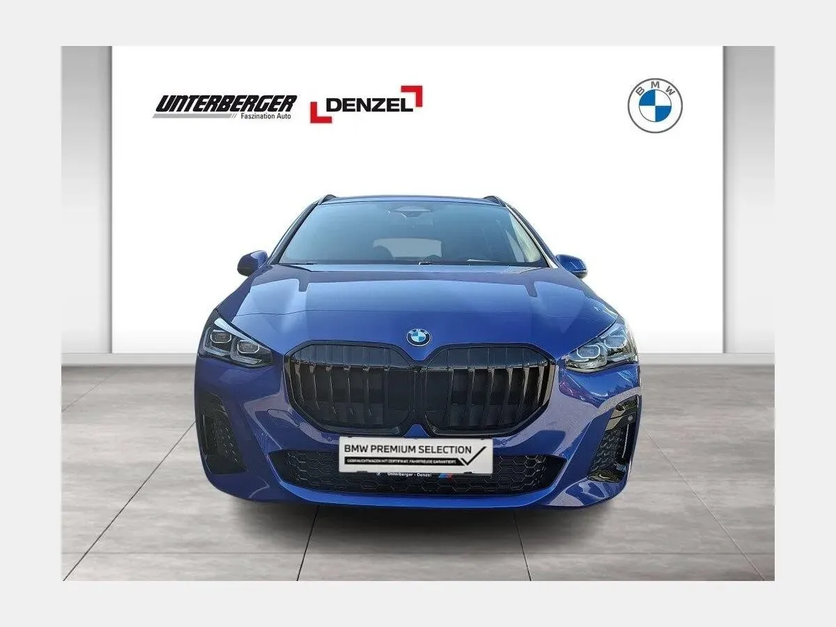 BMW 2 Series 2025 photo 2