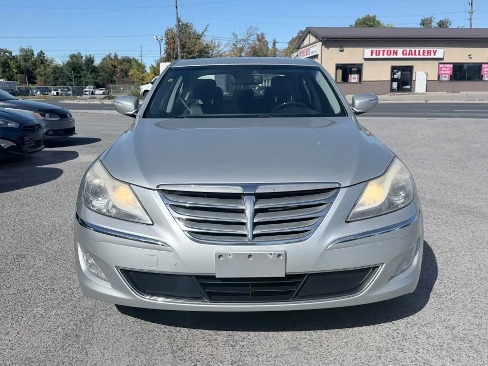 Hyundai Genesis 2012 photo 2