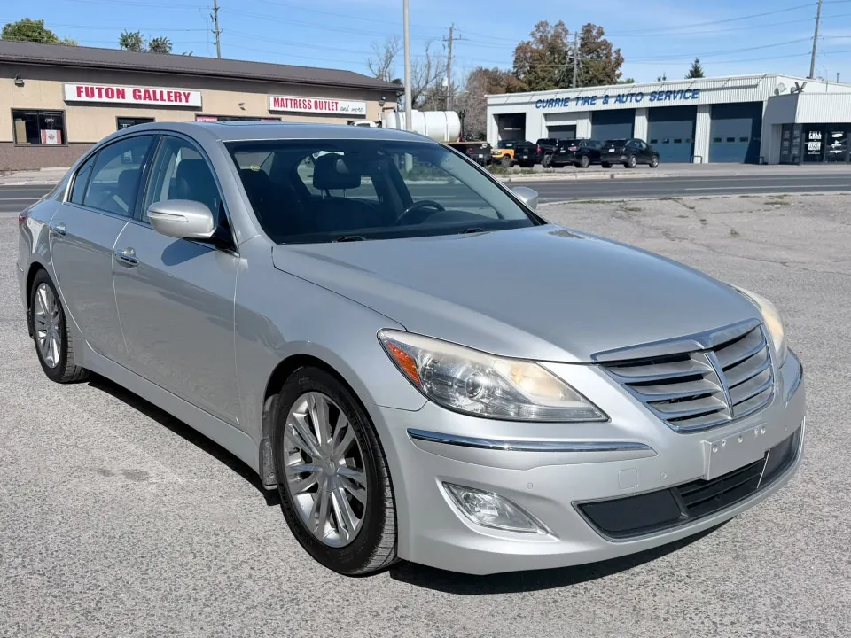 Hyundai Genesis 2012 photo 3