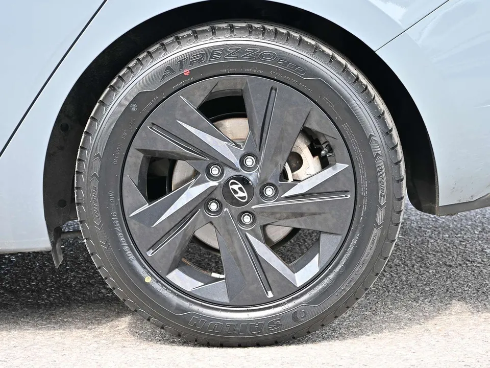 Hyundai Elantra 2022 photo 5
