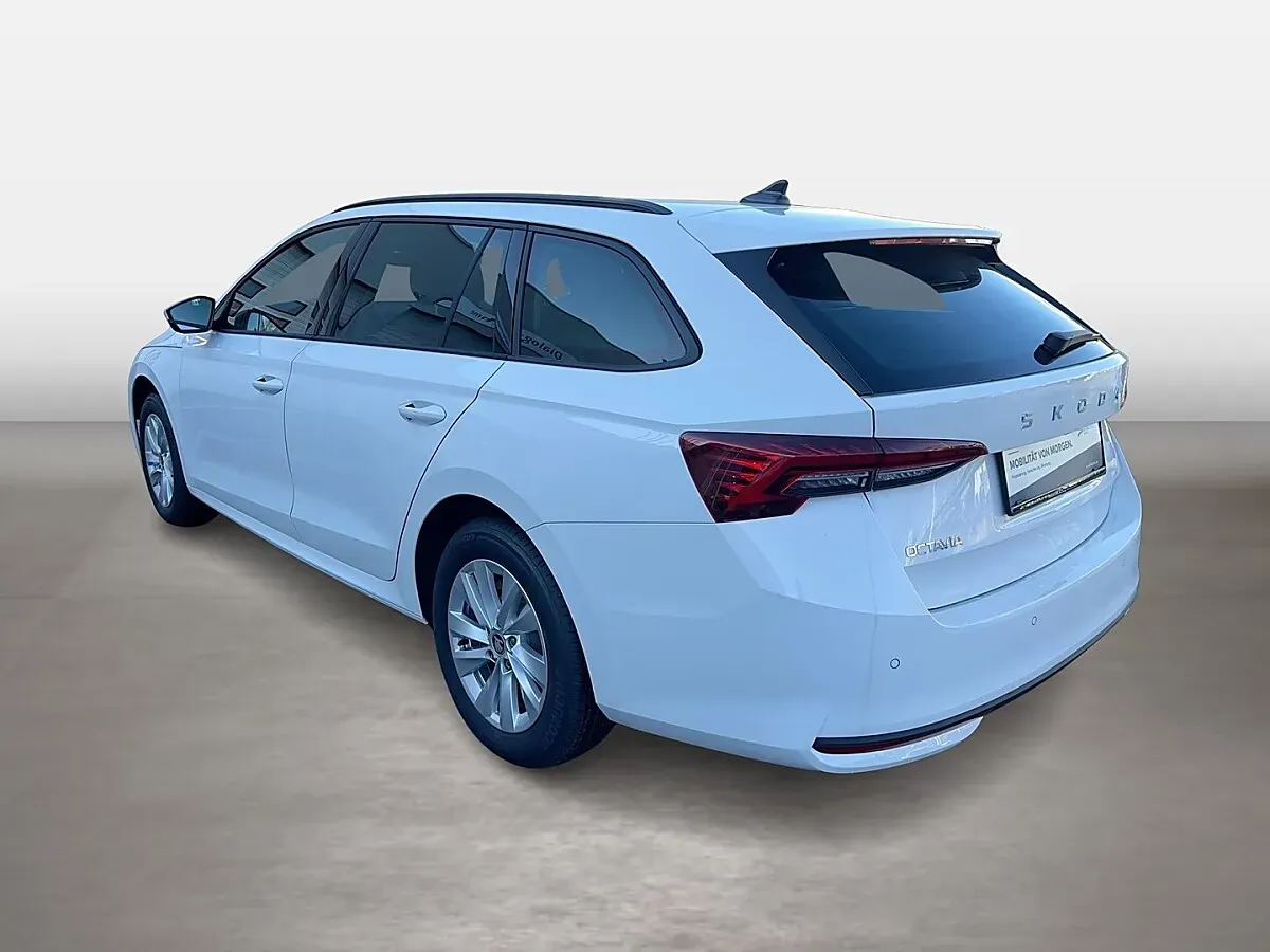 Skoda Octavia 2026 photo 3