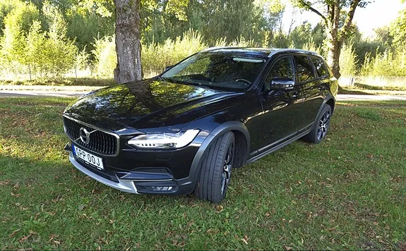 Volvo V90 Cross Country 2019 photo 2