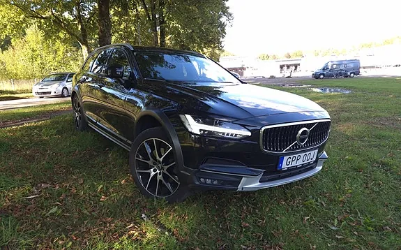 Volvo V90 Cross Country