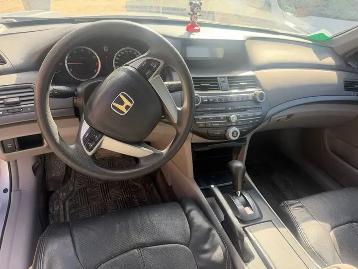 Honda Accord 2009 photo 5