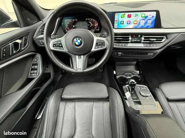 BMW Series 1 2023 photo 3