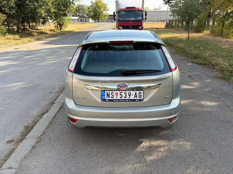 Ford Focus 2009 photo 5