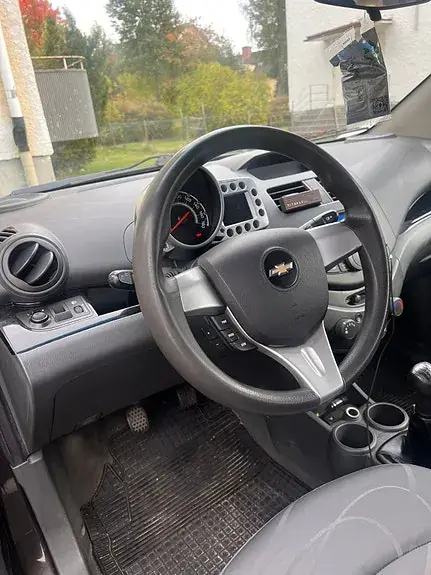 Chevrolet Spark 2010 photo 3
