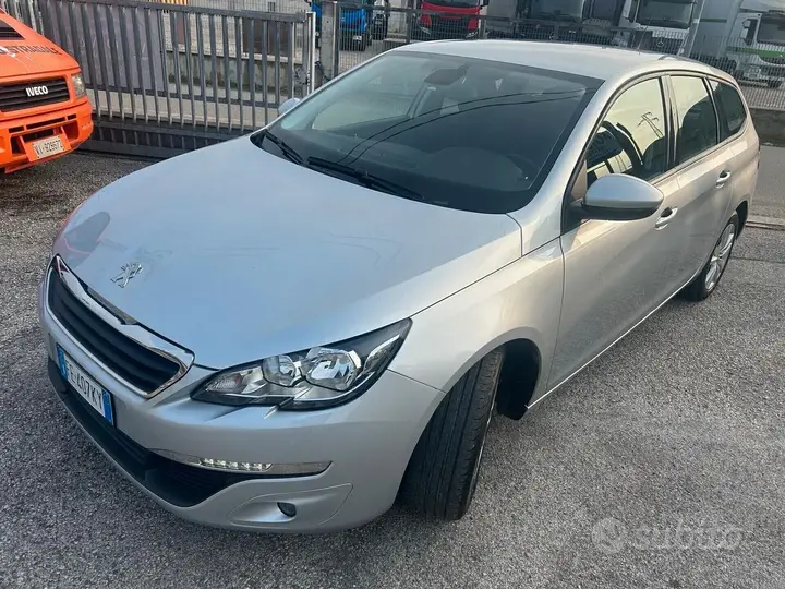Peugeot 308 2016 photo 2