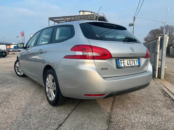 Peugeot 308 2016 photo 4