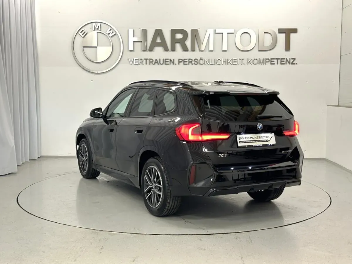 BMW X1 2025 photo 3