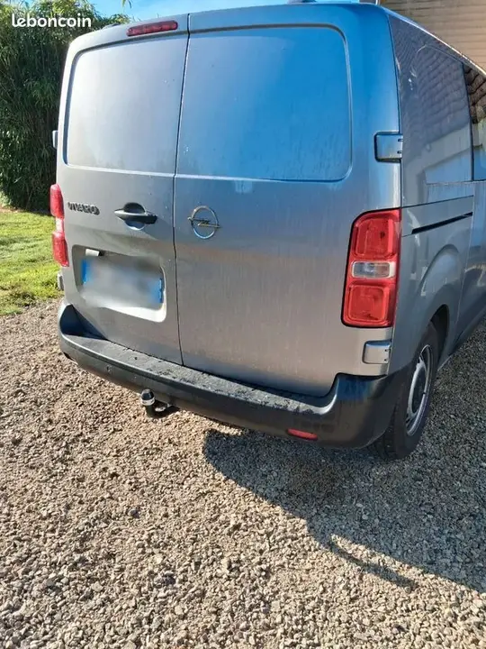 Opel Vivaro 2025 photo 2