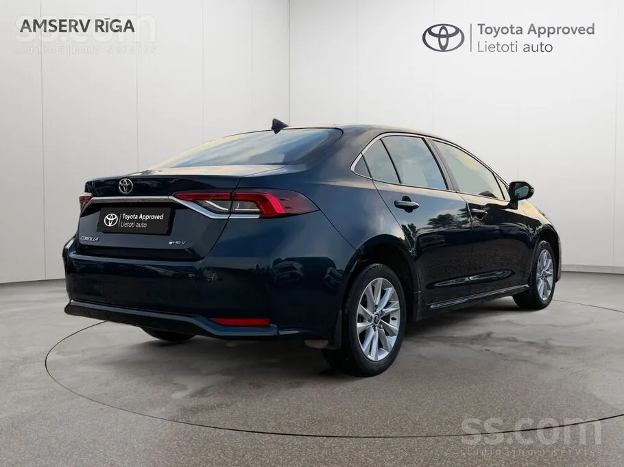 Toyota Corolla 2025 photo 2