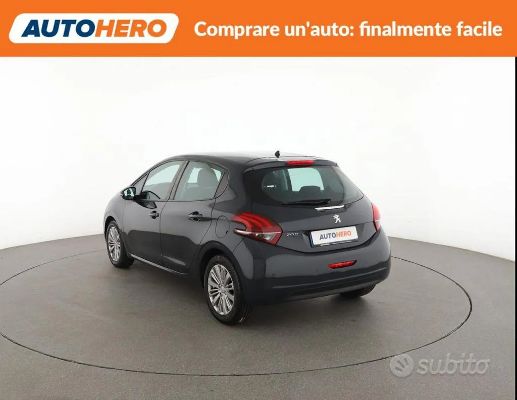 Peugeot 208 2018 photo 4